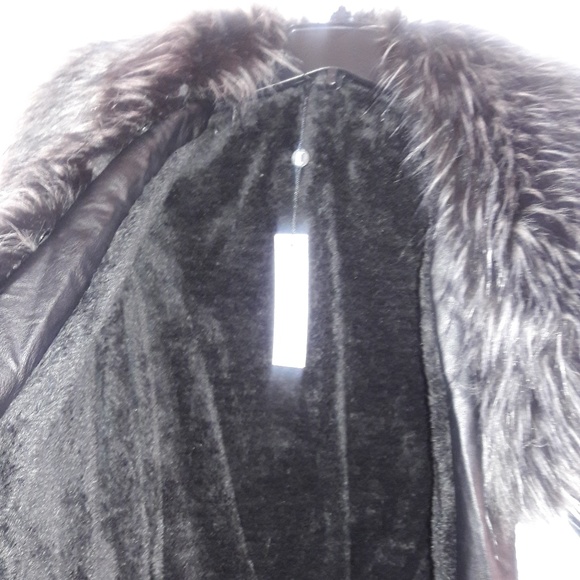 SOLD - Picture 3 of 8